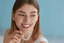 clear orthodontic aligners